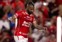 Vila Nova supera Londrina com gol decisivo de Éverton Galdino no OBA