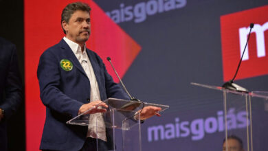 Wilder Morais confronta Daniel Vilela sobre gestão da saúde em Goiás