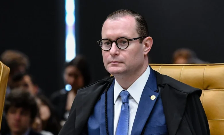 Zanin garante acesso gratuito a portais da Justiça Eleitoral durante pleitos