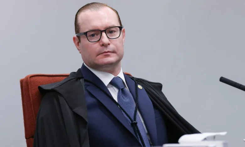 Zanin ordena apuração sobre tentativa de fraude com inteligência artificial no STF