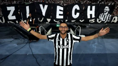 Ziyech tem situação regularizada e fica à disposição para estreia no Botafogo