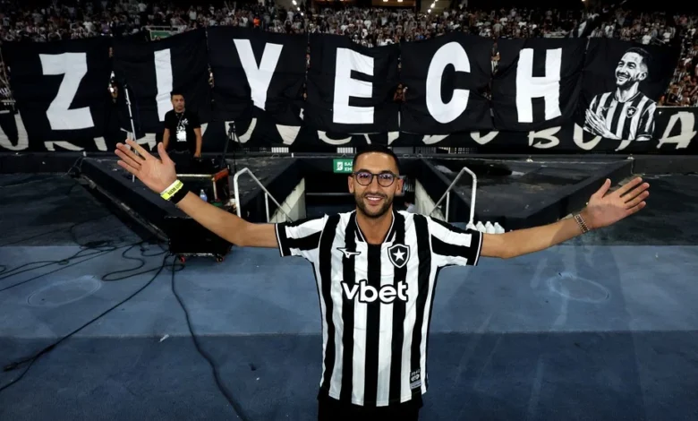 Ziyech tem situação regularizada e fica à disposição para estreia no Botafogo