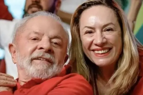 Adriana Accorsi lidera estratégia de Lula em Goiás com foco em mobilização nas ruas