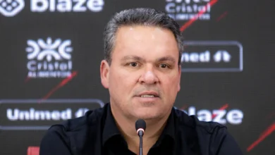 Adson prega cautela no Atlético e descarta euforia na reta final da Série B
