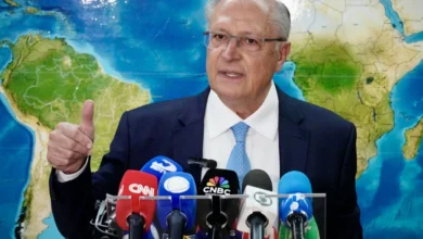 Alckmin cobra Flávio Bolsonaro sobre plano de corte de gastos