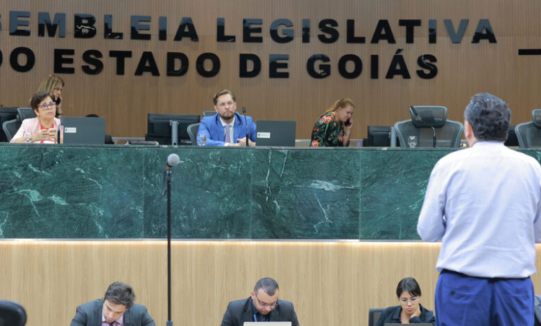 Assembleia Legislativa de Goiás aprova abono no Ministério Público e crédito para Invest GO