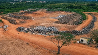 Aterro sanitário em Niquelândia recebe descarte com ossos humanos e partes de caixão