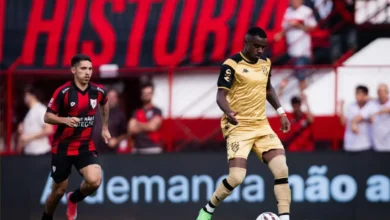 Atlético marca golaço nos acréscimos e assume vantagem no Accioly
