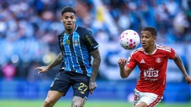 Banrisul garante patrocínio nas camisas de Grêmio e Inter até fim de 2026