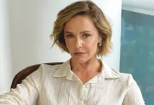 Bianca Rinaldi marca 52 anos com registro autêntico e reflexão sobre maturidade