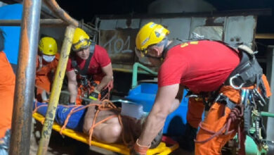 Bombeiros realizam resgate de operário após vazamento de amônia em frigorífico de Jataí