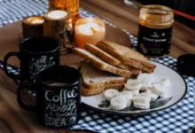 Café da manhã e hábitos saudáveis fortalecem a resiliência ao estresse