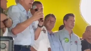 Caiado admite derrota eleitoral e provoca Wilder Morais durante ato político
