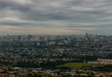 Calor e céu encoberto marcam a previsão do tempo para esta sexta-feira em Goiânia