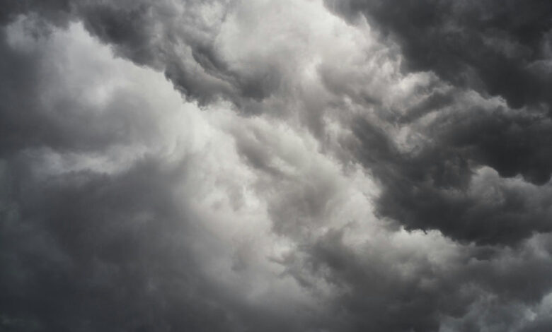 Calor intenso e chuva isolada marcam a previsão do tempo na capital