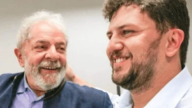 Campanha de Lula aceita condições de Flávio Bolsonaro para abertura de sigilos
