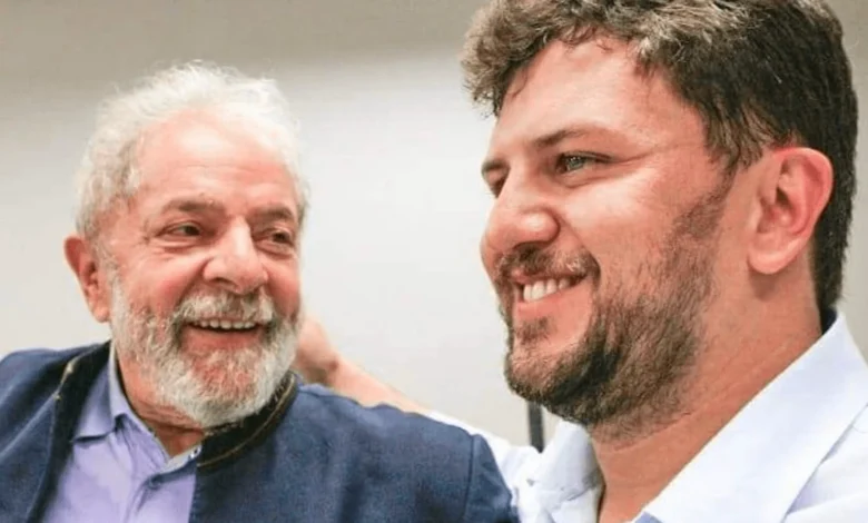 Campanha de Lula aceita condições de Flávio Bolsonaro para abertura de sigilos