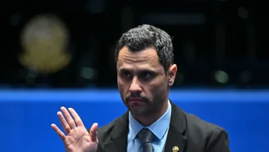 Cleitinho enfrenta entrave constitucional para manter residência em Divinópolis