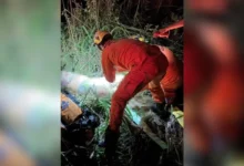 Colisão entre motocicletas na rodovia Go-213 resulta em fratura exposta