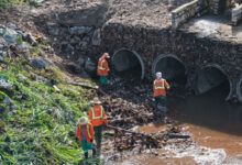 Comurg remove três toneladas de resíduos do Córrego Botafogo após temporal em Goiânia