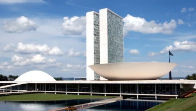 Concurso público na câmara oferece salário elevado e exige inteligência artificial