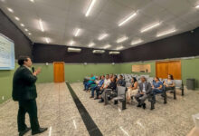 Conselhos deliberativo e fiscal debatem gestão administrativa em reunião