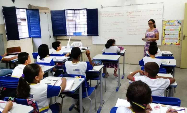 Crise na educação de Goiás revela desinteresse de jovens pela carreira docente