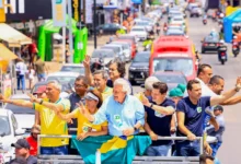 Daniel vilela defende mudança e apoia flávio bolsonaro em goiás