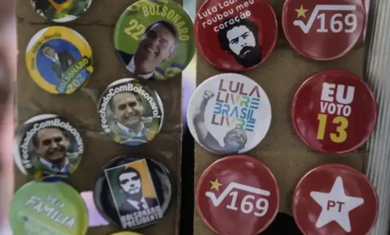 Demissão por orientação política é ilegal e plataformas respondem por conteúdos
