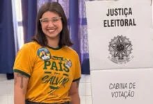 Deputada eleita Eduarda Campopiano mantém discurso crítico enquanto mãe recebe benefício social