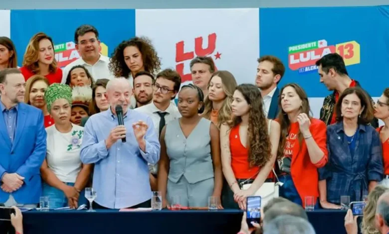 Deputados da nova geração articulam ofensiva para impulsionar campanha de Lula