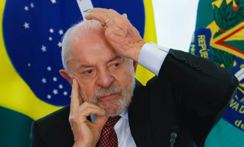 Desempenho eleitoral de Lula trava avanço da PEC que extingue escala 6x1 no Senado
