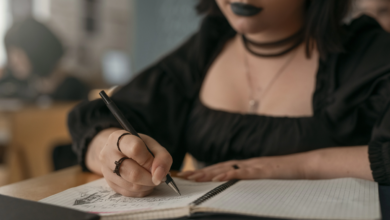 Dia do Poeta ganha celebração especial com sarau gratuito em Aparecida