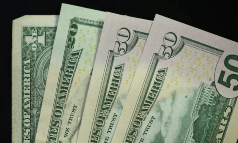 Dólar dispara e atinge nova cotação após o resultado das eleições