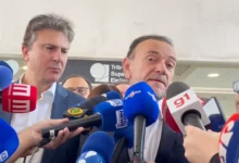 Edinho Silva revela impasse com campanha de Flávio Bolsonaro sobre sigilos
