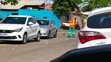 Eleitores denunciam sujeira urbana causada por derramamento de santinhos em Goiânia