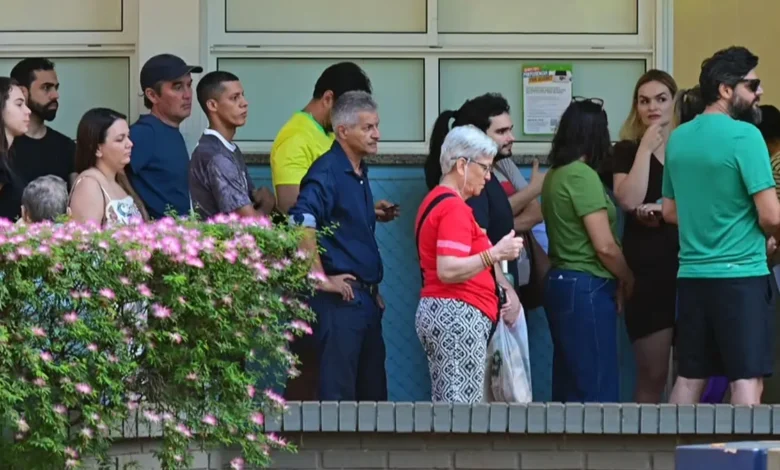 Eleitores goianos iniciam votação do primeiro turno neste domingo