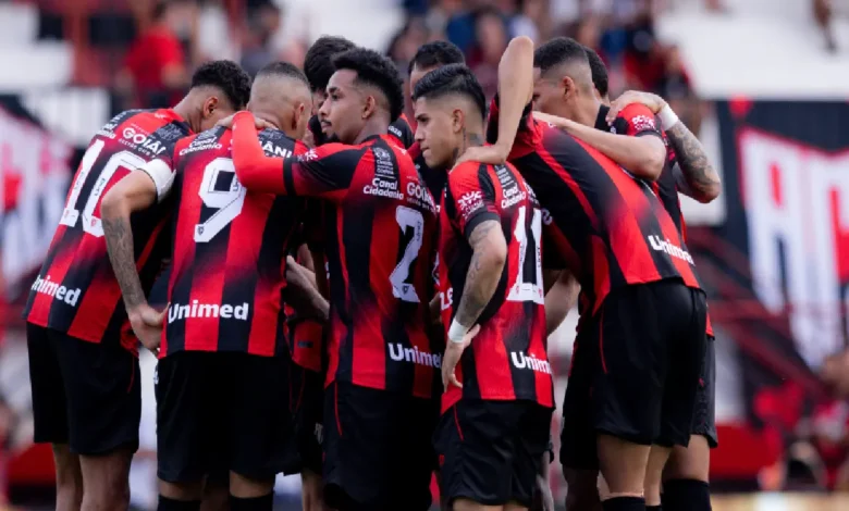 Elenco do atlético publica carta aberta com cobrança salarial e greve