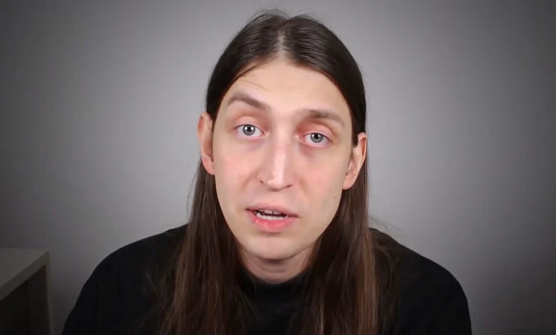 Em novo vídeo, influenciador Felca expõe fobia social, alcoolismo e passado de bullying