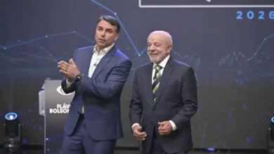 Emissora mobiliza equipe gigante para checagem de debate presidencial