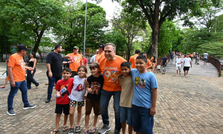 Entrada gratuita no Mutirama e Zoológico atrai multidão e marca planos de modernização em Goiânia