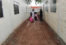 Escola em Senador Canedo enfrenta denúncias de precariedade e risco elétrico
