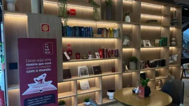 Estante comunitária em goiânia incentiva leitura gratuita