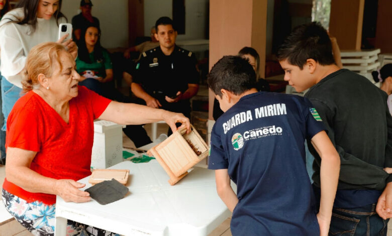 Estudantes da Guarda Mirim conhecem meliponário e aprendem sobre preservação em Senador Canedo