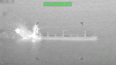 EUA inutilizam cargueiro que tentou romper bloqueio naval ao Irã