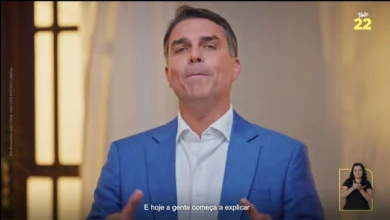 Falha técnica retira áudio de propaganda eleitoral de Flávio Bolsonaro