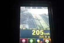 Fiscalização da PRF em Goiás flagra motorista a 205 km/h durante feriado prolongado