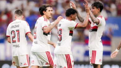 Flamengo vence Bahia e reassume a liderança isolada do Brasileirão