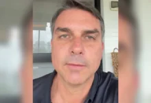 Flávio Bolsonaro antecipa clima de tensão e convoca voto útil para o segundo turno