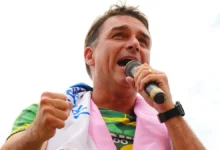 Flávio Bolsonaro condiciona abertura de sigilo a exigência direcionada a Lula